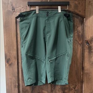 Men's Green Shorts